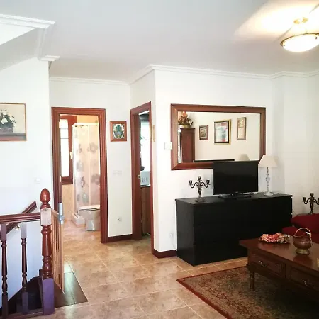 Adosado Cantabria 샬레 Carasa